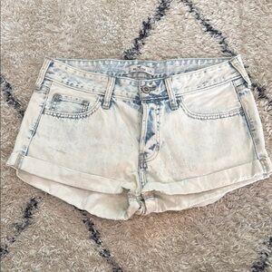 Hollister Jean Shorts with Cuffed Hem, size 7